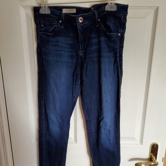 AG Jeans dark wash jegging - Picture 1 of 4